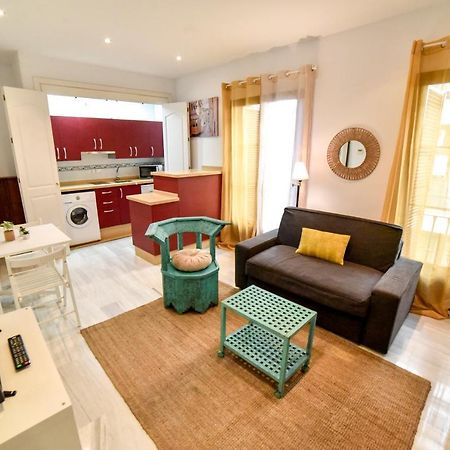 New! City Centre Apartment Seville Luaran gambar