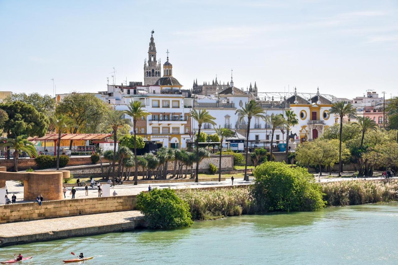 New! City Centre Apartment Seville Luaran gambar