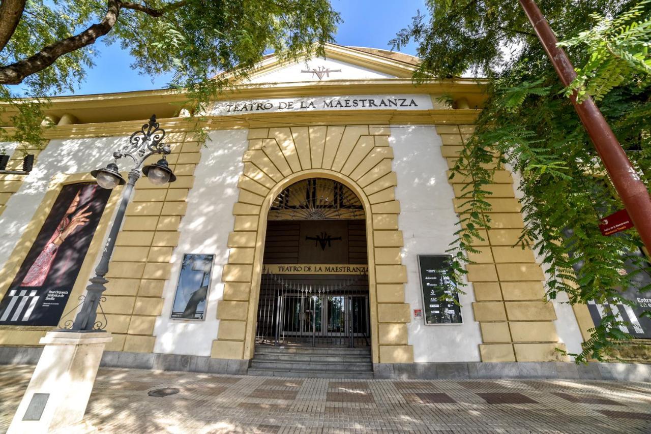 New! City Centre Apartment Seville Luaran gambar